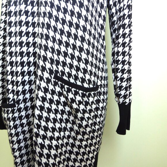 CHICO'S SZ 2 Open Front Cardigan Black White Houndstooth Sweater - Picture 3 of 7